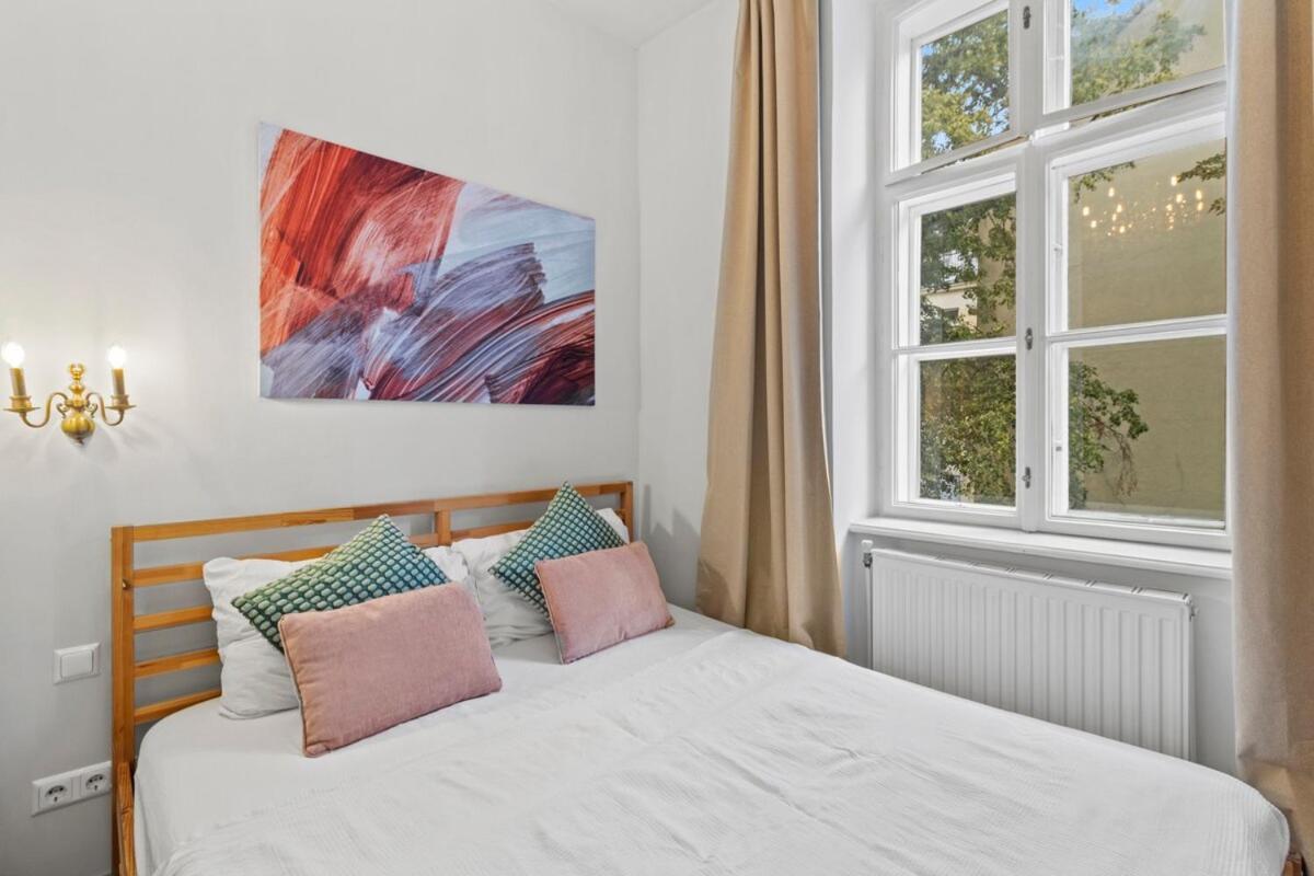 12 Minutes To Schoenbrunn I 5 Minutes To Metro U3 Apartment