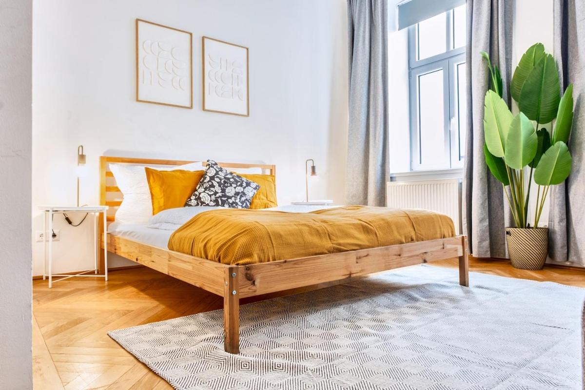 12 Minutes To Schoenbrunn I 5 Minutes To Metro U3 Apartment *