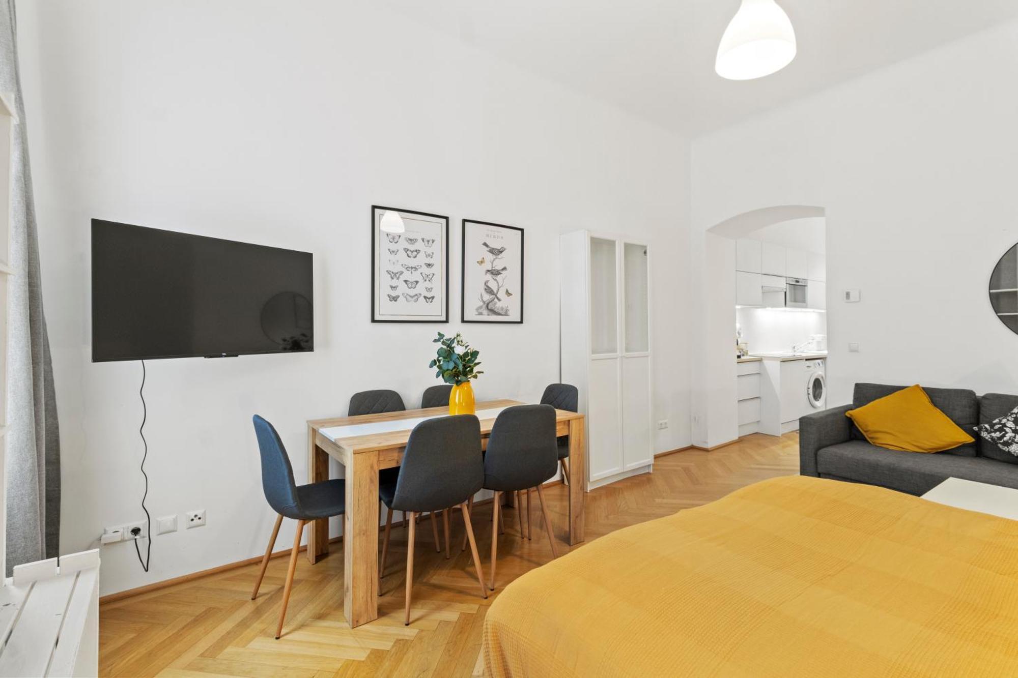 Apartment 12 Minutes To Schoenbrunn I 5 Minutes To Metro U3 *