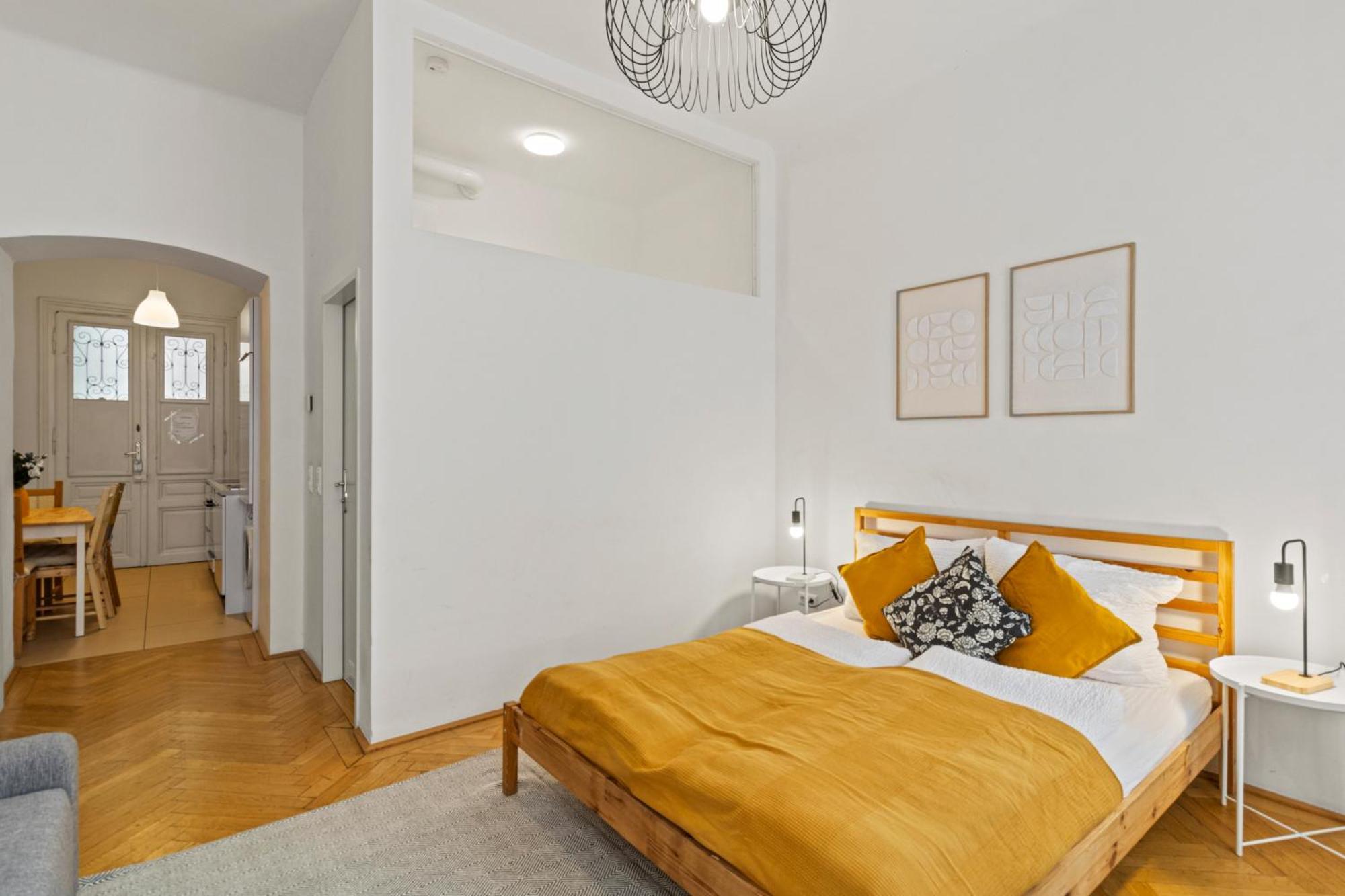 12 Minutes To Schoenbrunn I 5 Minutes To Metro U3 Apartment *